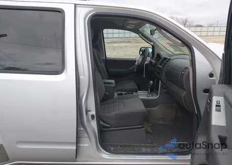 2012 Nissan Pathfinder S z USA, uszkodzony, nr VIN 5N1AR1NN2CC601915